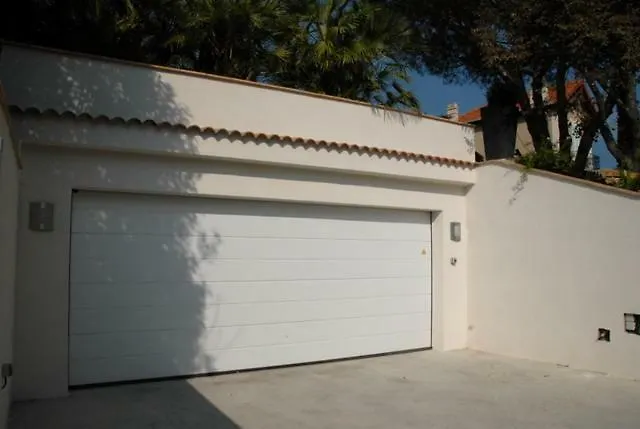 Maxime 4 Pieces 公寓